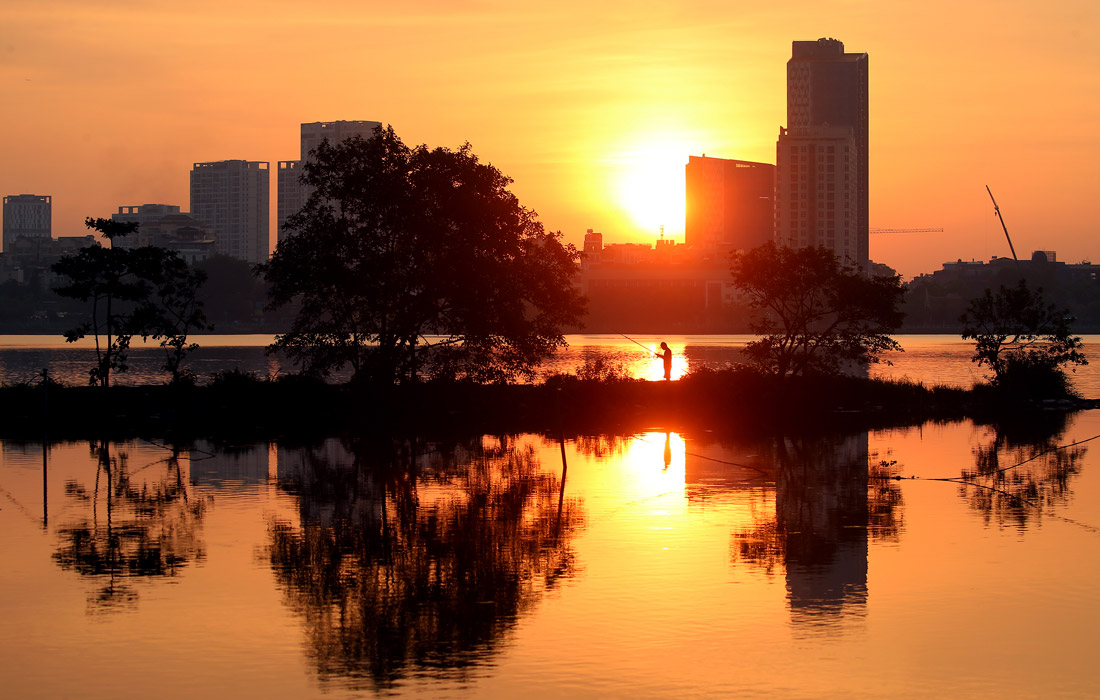 Закат в Ханое, Вьетнам