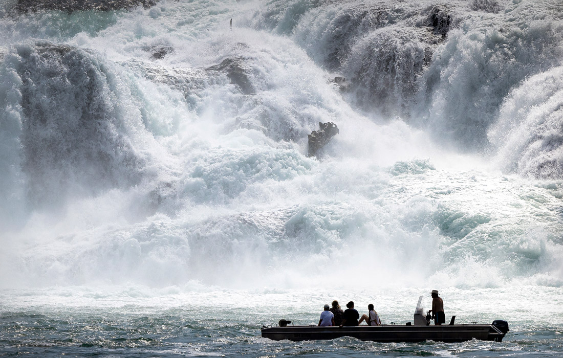 Рейнский водопад в Швейцарии