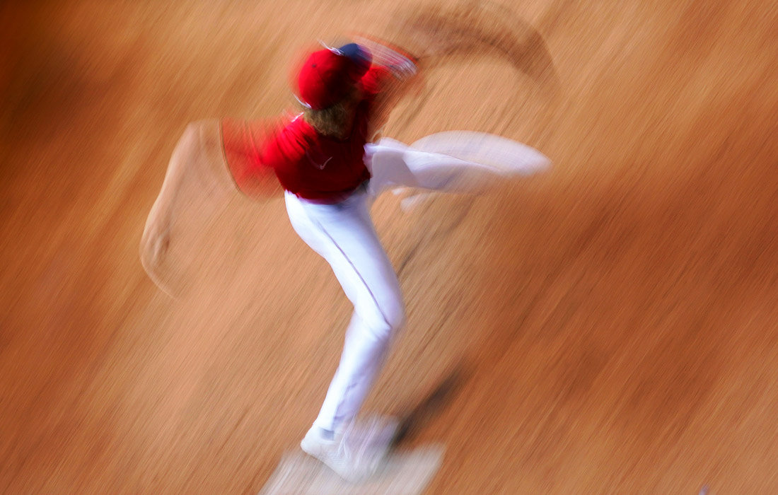 Бейсбольный матч между "Детройт Тайгерс" и "Миннесота Твинс" в Миннеаполисе