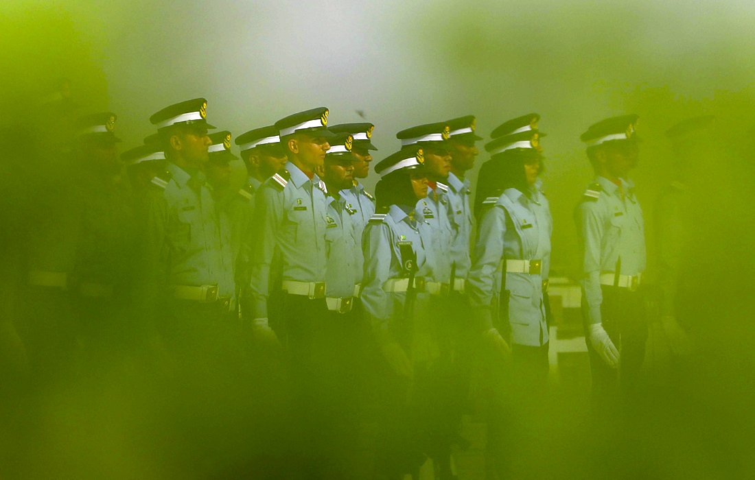 Парад кадетов Военно-воздушных сил Пакистана в рамках празднования Дня обороны в Карачи