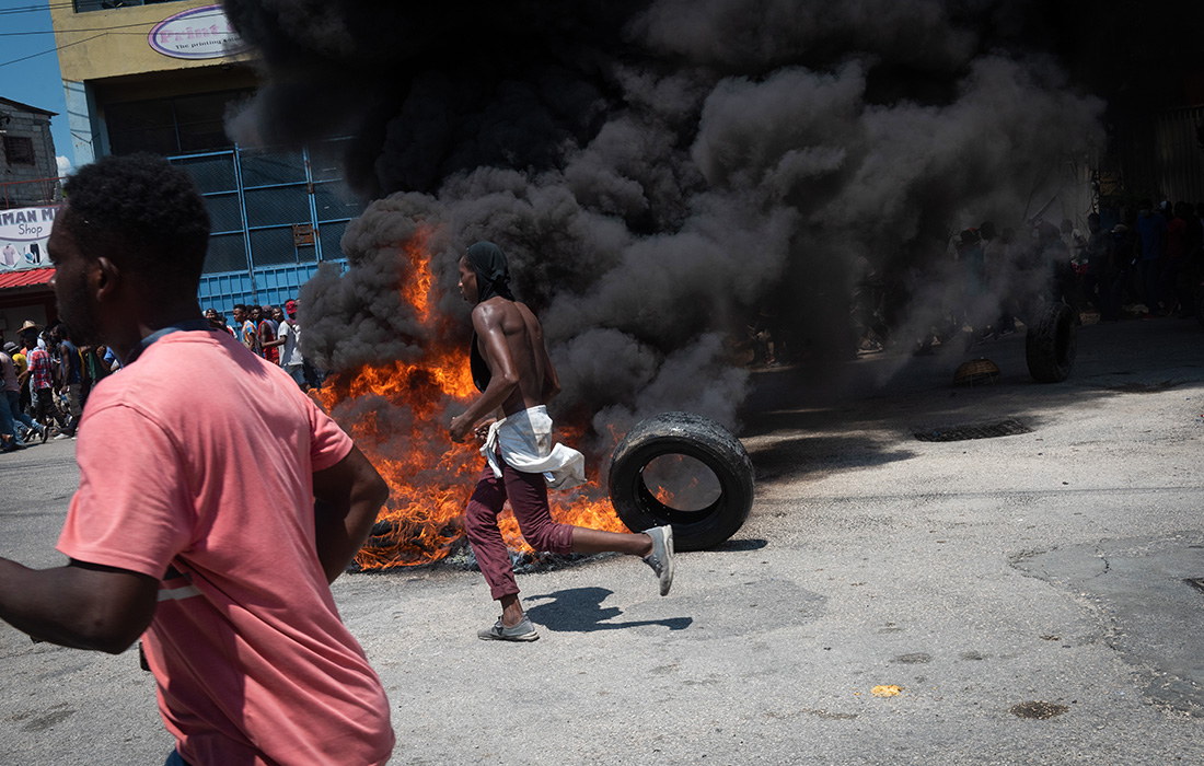 Гаитяне протестуют против высоких цен и отсутствия безопасности