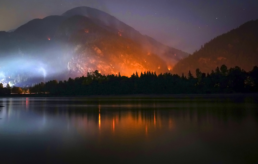 Природный пожар в провинции Британская Колумбия в Канаде