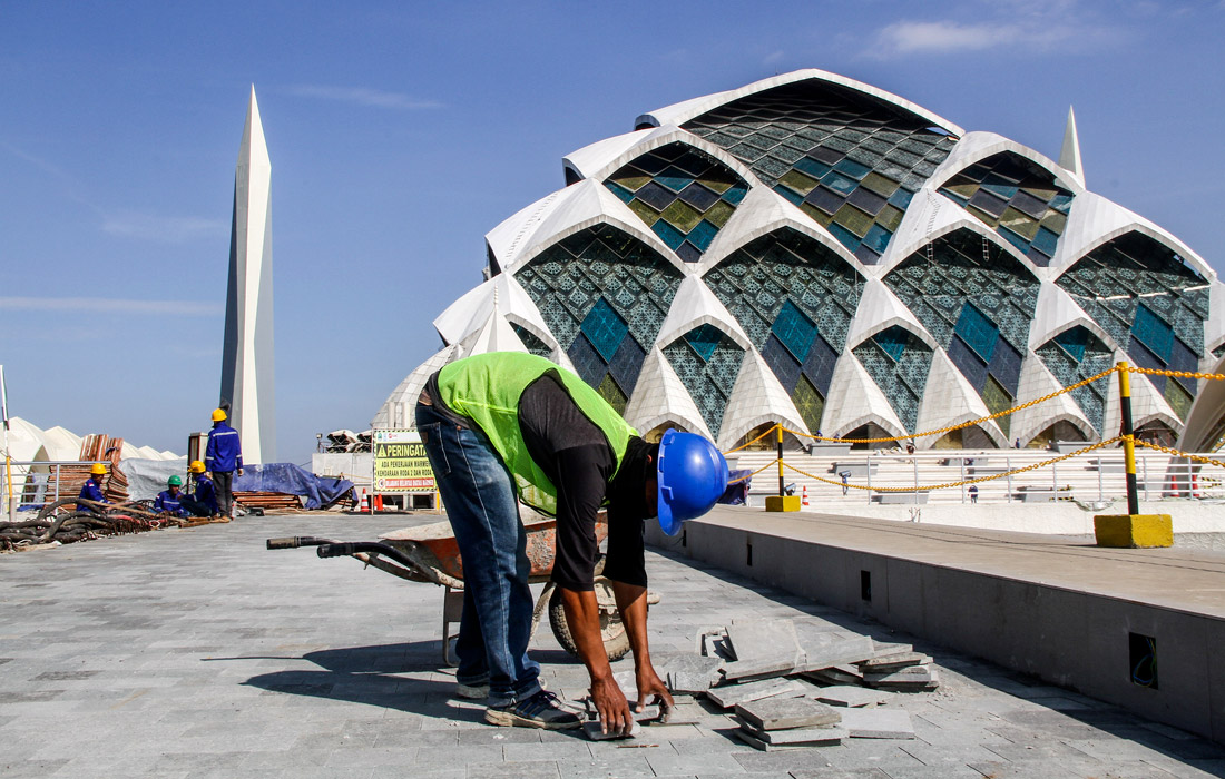 Строительство мечети Аль-Джаббар в индонезийском Бандунге