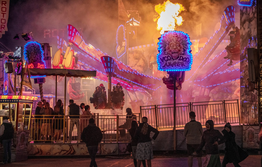 Фестиваль пива "Октоберфест" продолжается в Германии