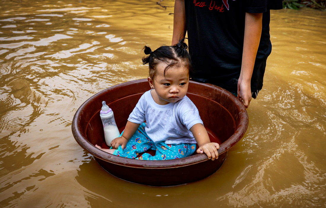 Супертайфун "Нору"  обрушился на Филиппины