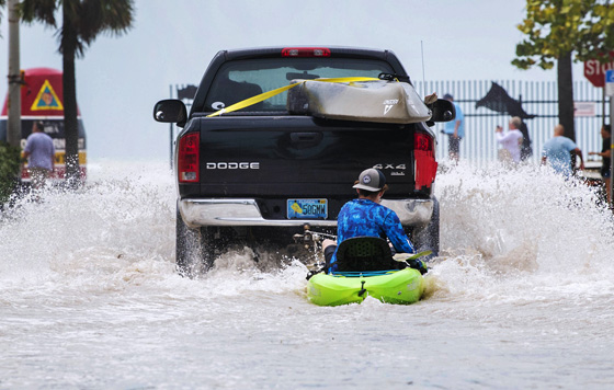 Ураган "Иэн" обрушился на Кубу и США