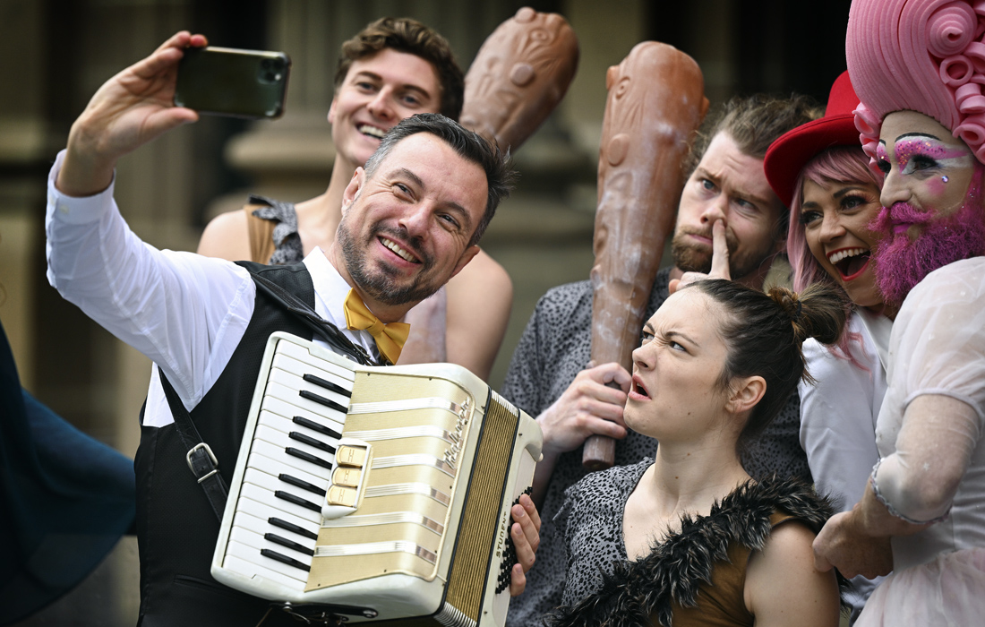 Открытие фестиваля Fringe Festival 2022 в Мельбурне