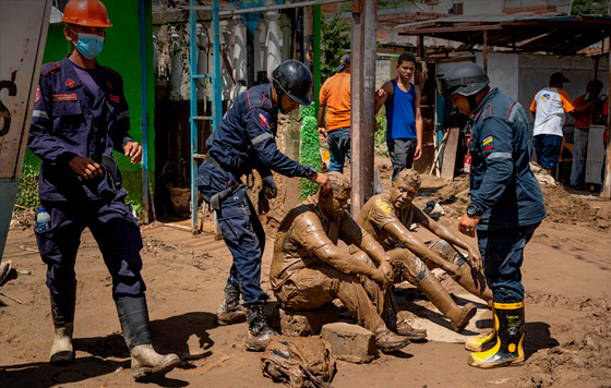 Последствия оползня в Венесуэле