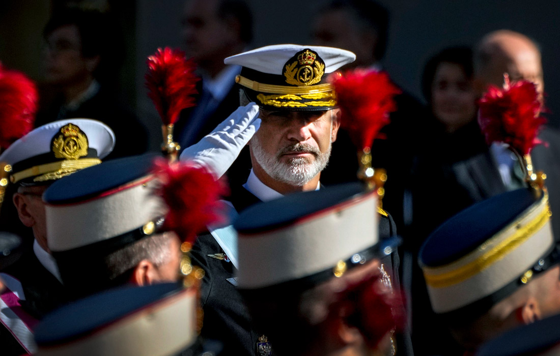 Военный парад по случаю Национального дня Испании в Мадриде