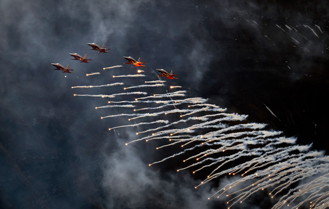 Авиашоу ВВС Швейцарии в Альпах