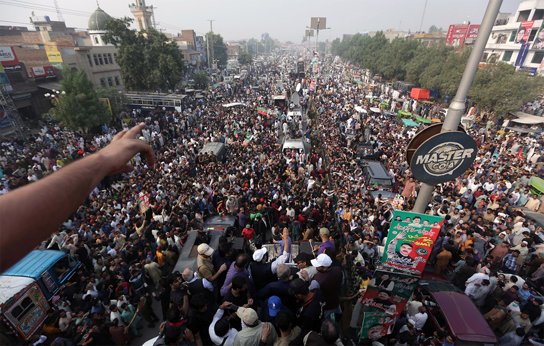 Бывший премьер Пакистана возглавил антиправительственный марш в Гуджранвале