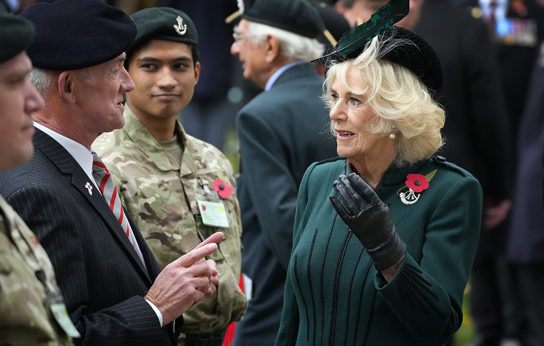 Британская королева-консорт Камилла приняла участие в открытии "Поля памяти" в Вестминстерском аббатстве