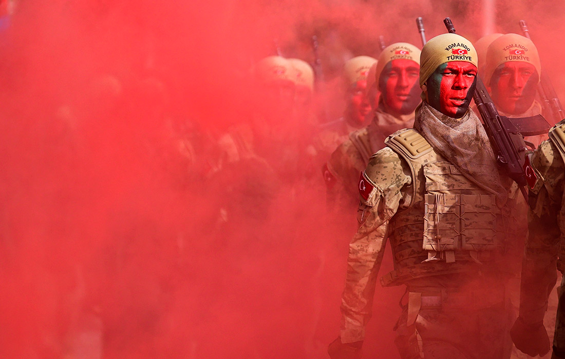Выпускники турецкого спецназа в Манисе