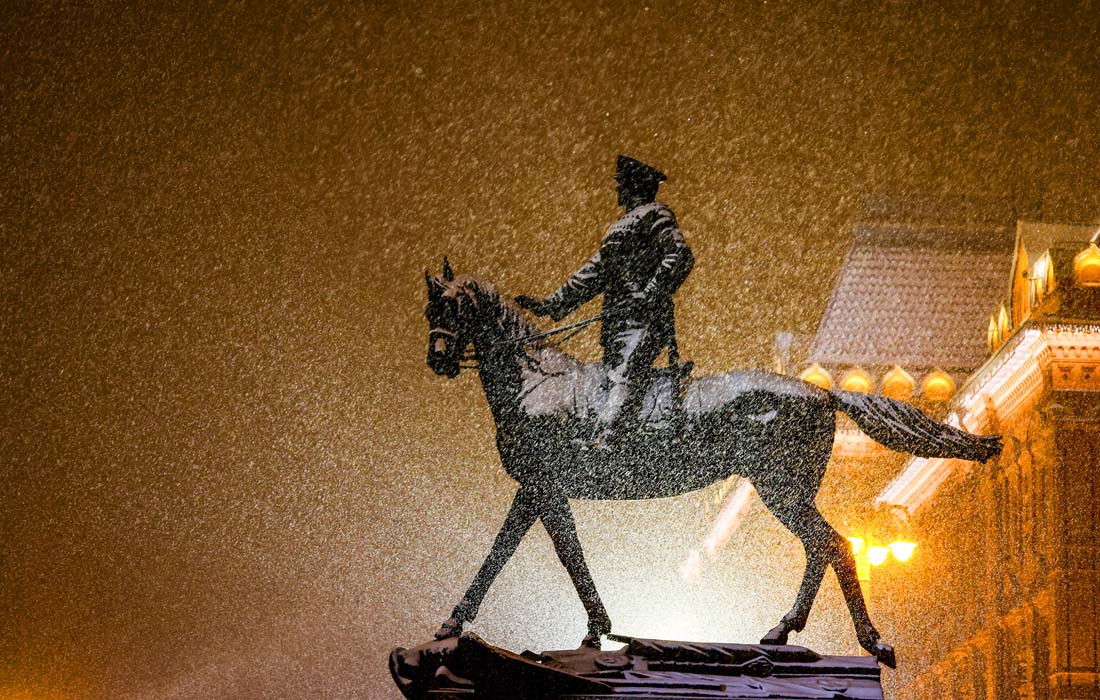 Снег в Москве