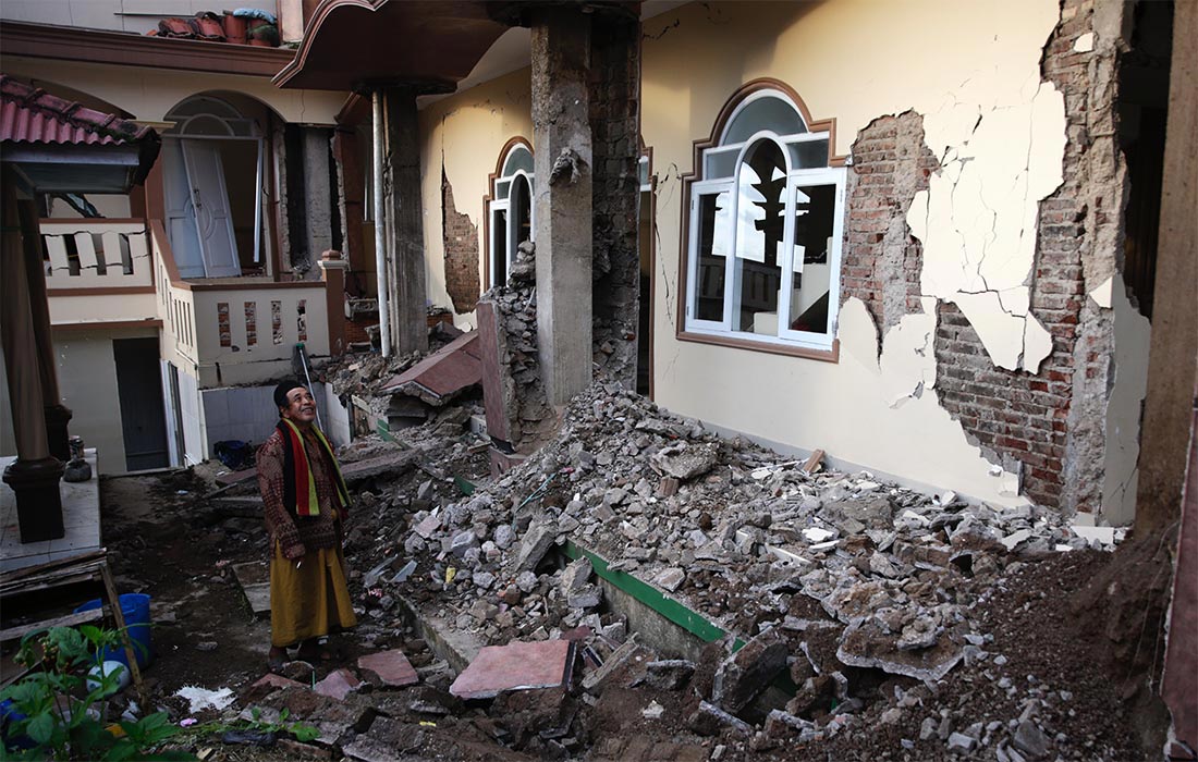 Агентство метеорологии, климатологии и геофизики Индонезии зафиксировало не менее 25 афтершоков