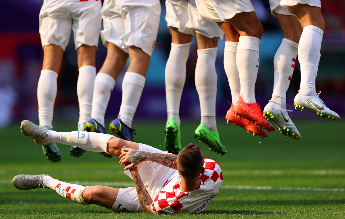 Матч между сборными Марокко и Хорватии в первом туре группового этапа чемпионата мира по футболу в Катаре