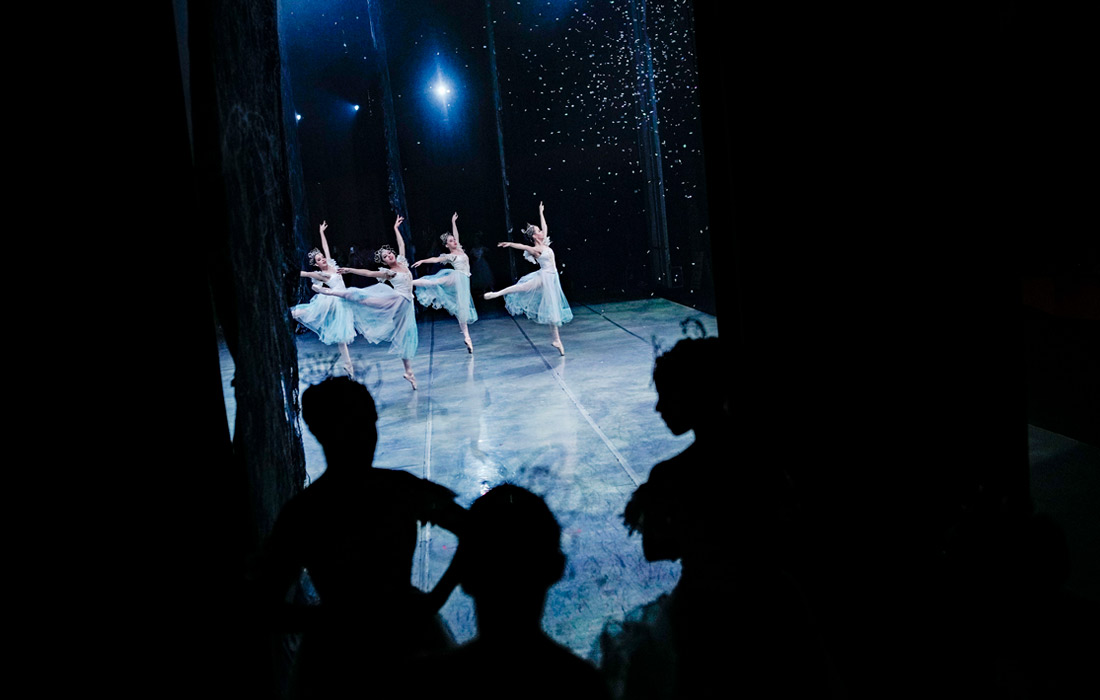 Репетиция "Щелкунчика" в театре им. Терезы Карреньо в Каракасе, Венесуэла