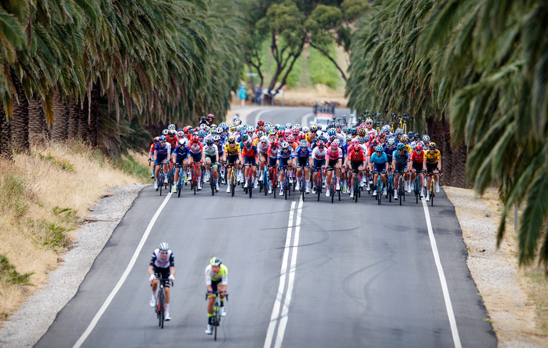 В Австралии стартовала ежегодная шоссейная многодневная велогонка "Тур Даун Андер"