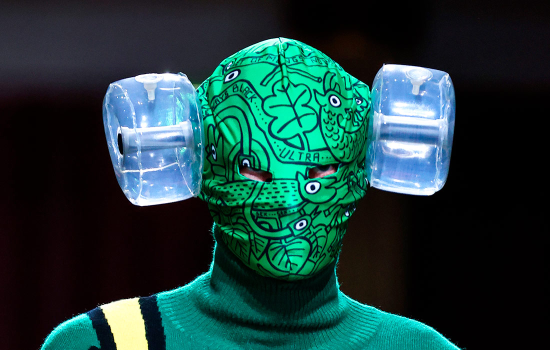 Показ коллекции Walter Van Beirendonck на Неделе мужской моды в Париже