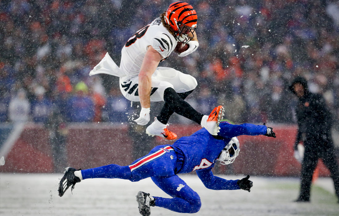 Матч регулярного чемпионата НФЛ между "Цинциннати Бенгалс" и "Баффало Биллс" в Орчард-Парке, штат Нью-Йорк