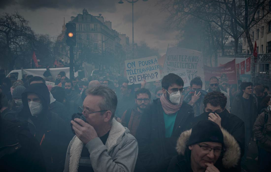 В Париже продолжаются митинги против пенсионной реформы