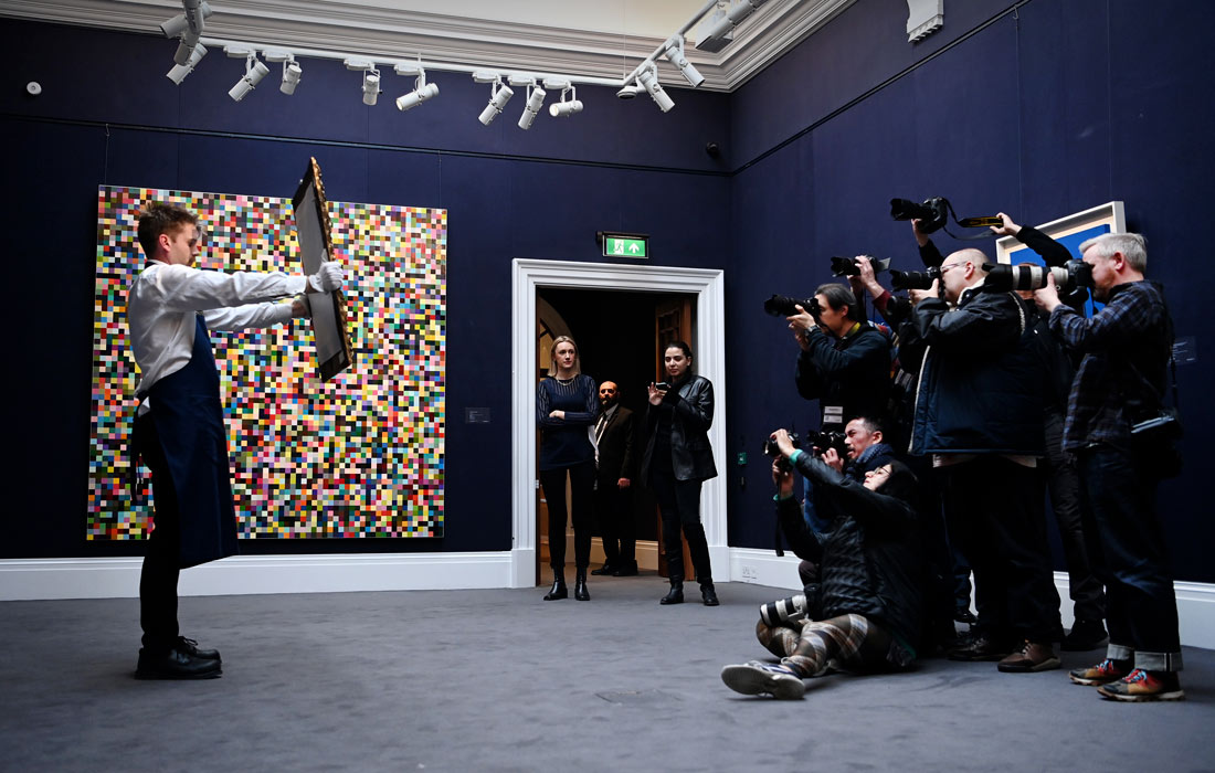 Пресс-показ лотов майских торгов аукциона Sotheby's в Лондоне