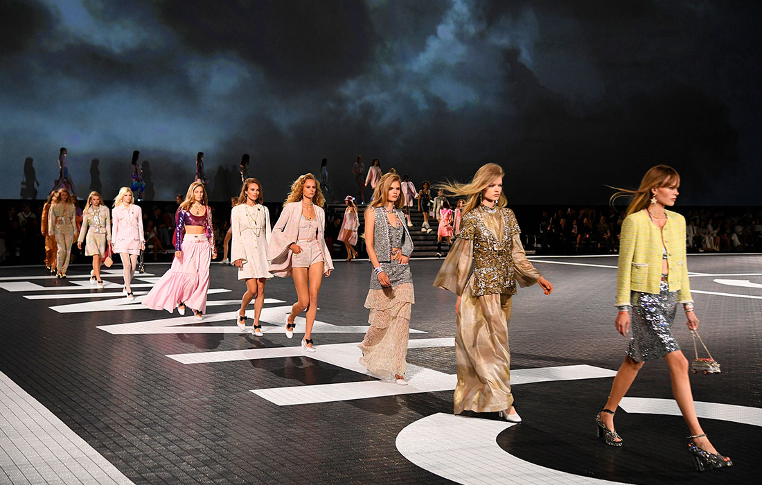Показ коллекции Chanel Cruise 2023/2024 в Лос-Анджелесе