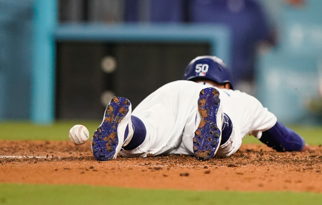 Во время матча между "Миннесота Твинс" и "Лос-Анджелес Доджерс" в Лос-Анджелесе