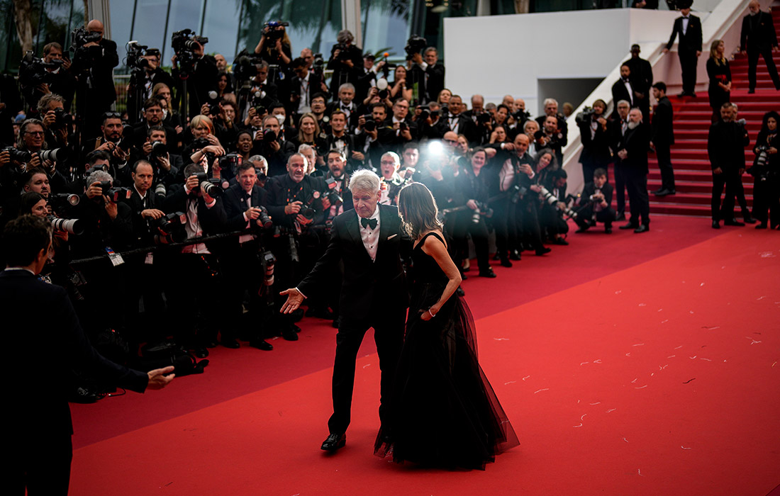 Харрисон Форд с супругой на 76-м международном кинофестивале в Каннах