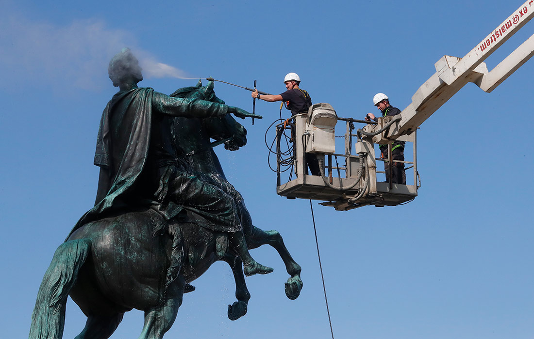 Подготовка к 320-летию основания Санкт-Петербурга