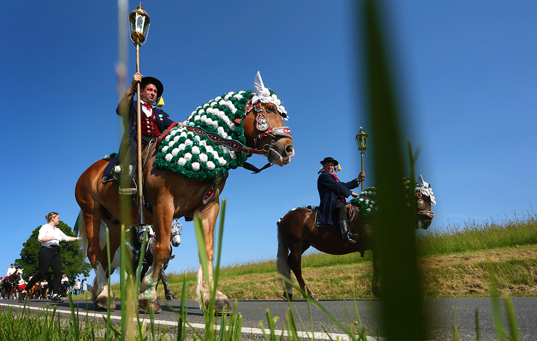 Паломничество из немецкого Бад-Кетцтинга в церковь Святого Николая в Штайнбюле