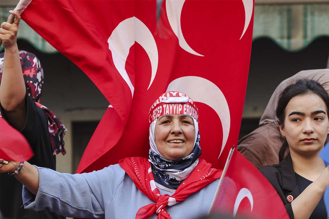 Глава оппозиционной Республиканской народной партии (РНП) Турции Кемаль Кылычдароглу после того, как действующий президент страны Реджеп Тайип Эрдоган объявил о своей победе на выборах, заявил, что намерен продолжать бороться на политической арене