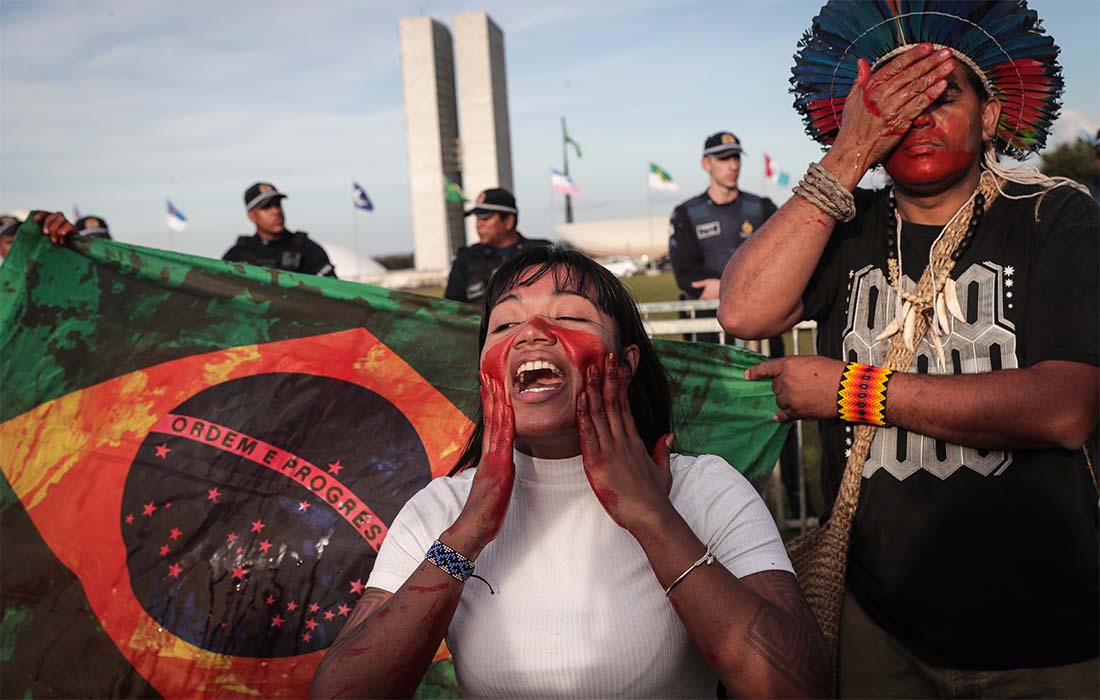 Коренное население Бразилии выступает против закона, усложняющего разграничение земель