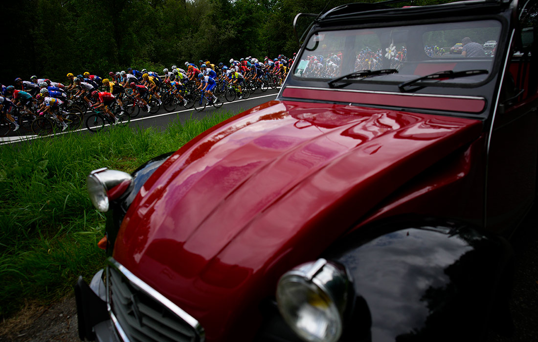 Пятый этап велогонки Тур де Франс протяженностью более 163 километров со стартом в По и финишем в Ларунсе, Франция