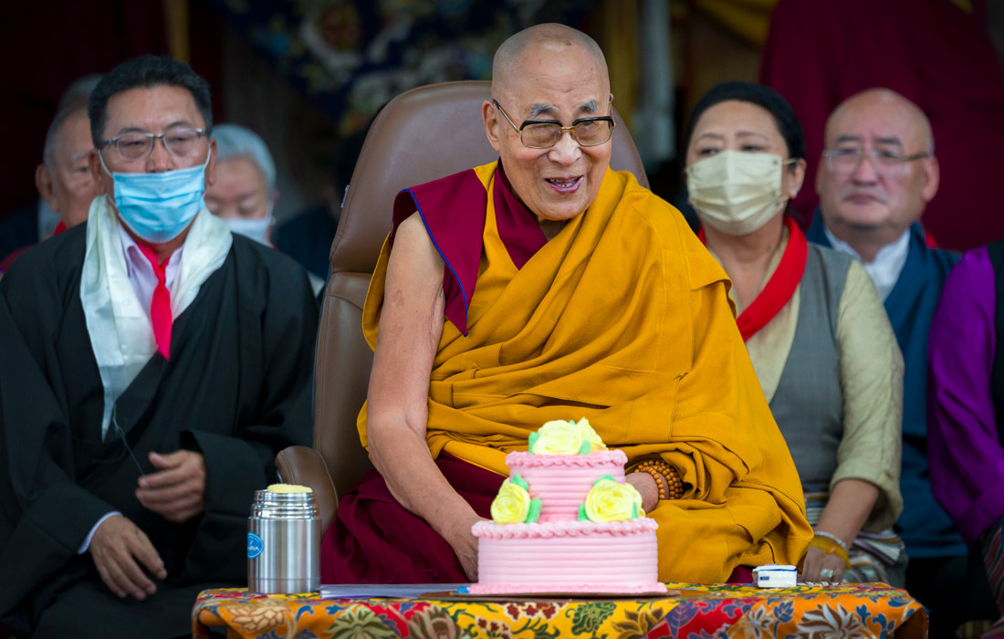 Далай-лама XIV отмечает свой 88-й день рождения