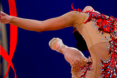 FIG допустит российских и белорусских гимнастов к турнирам в нейтральном статусе