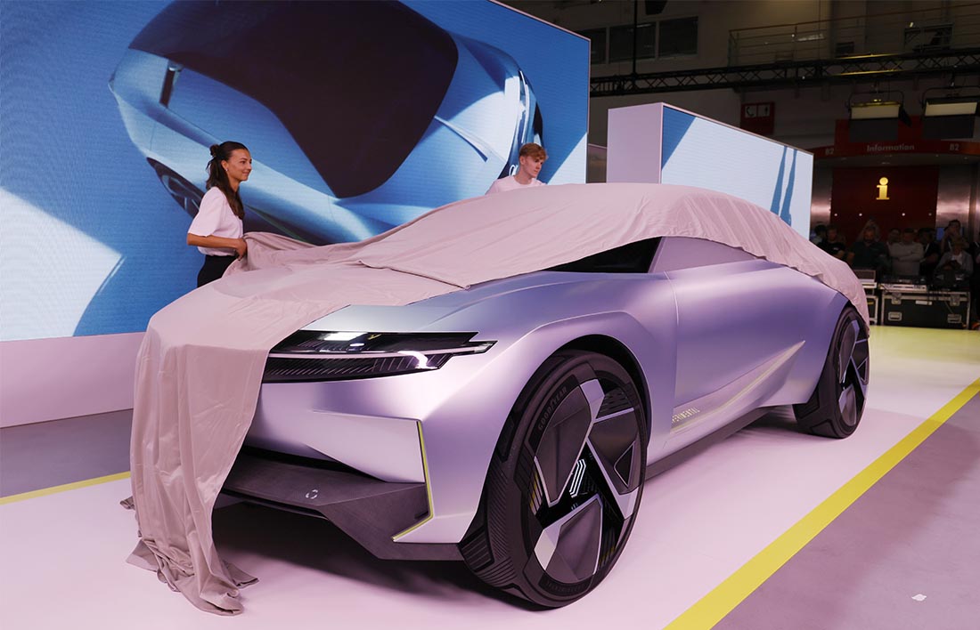 Мюнхенский автосалон готовится встретить своих посетителей