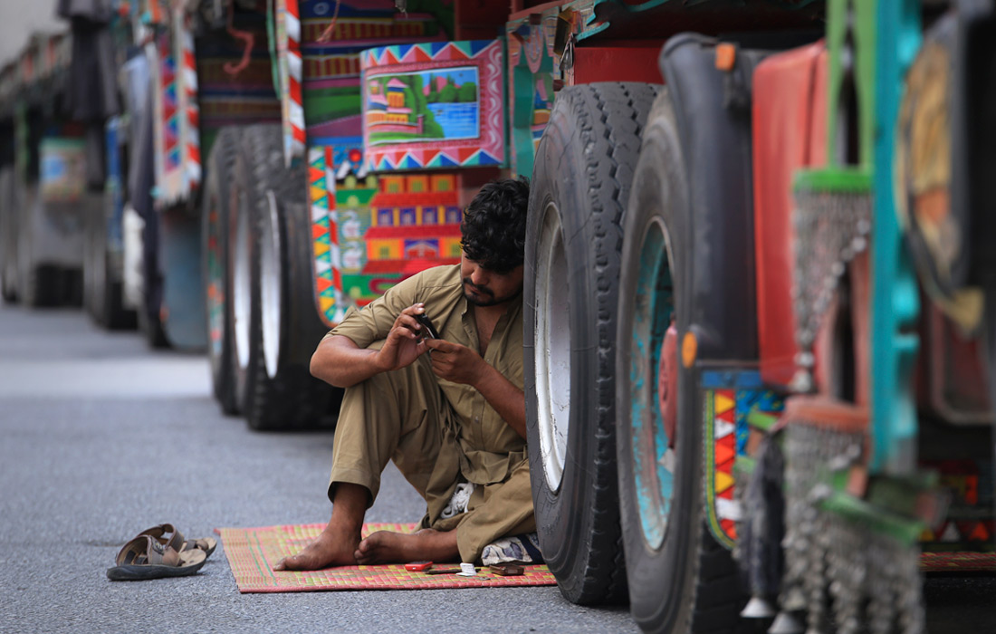 Контрольно-пропускной пункт "Торкхам" на границе Пакистана с Афганистаном приостановил работу из-за вооруженных столкновений