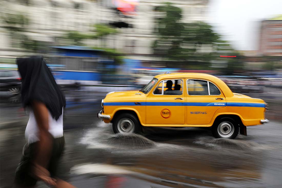 Дожди обрушились на Калькутту