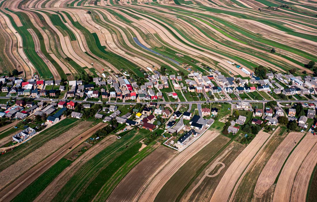 Польская деревня Сулошова, где дома расположены на одной прямой улице протяженностью около девяти километров