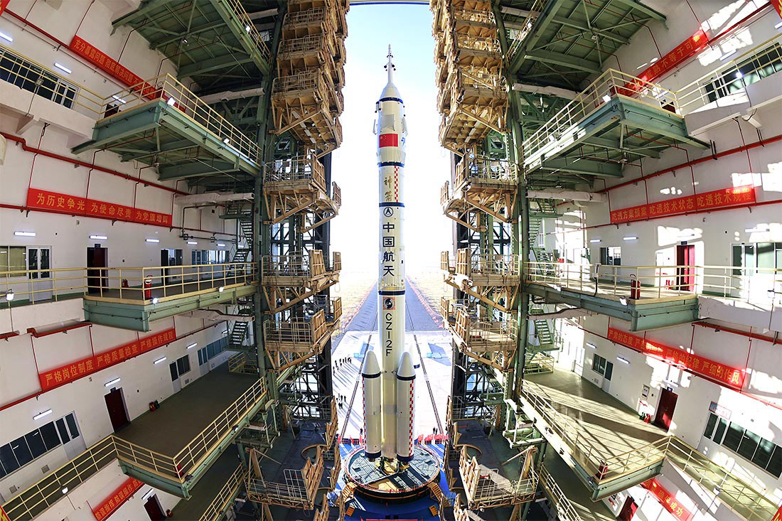 Китай готовится к запуску пилотируемого космического корабля "Шэньчжоу-17"