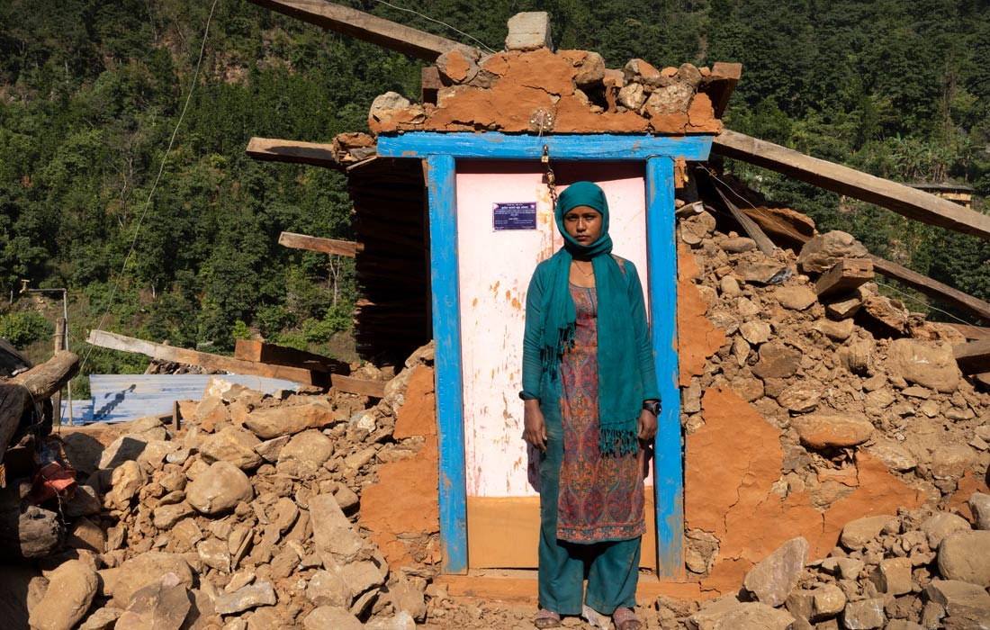 В результате землетрясения в Непале погибли более 150 человек