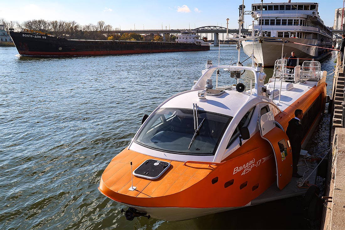 Тестовый запуск судна на подводных крыльях "Валдай 45Р-17" состоялся в Ростове-на-Дону