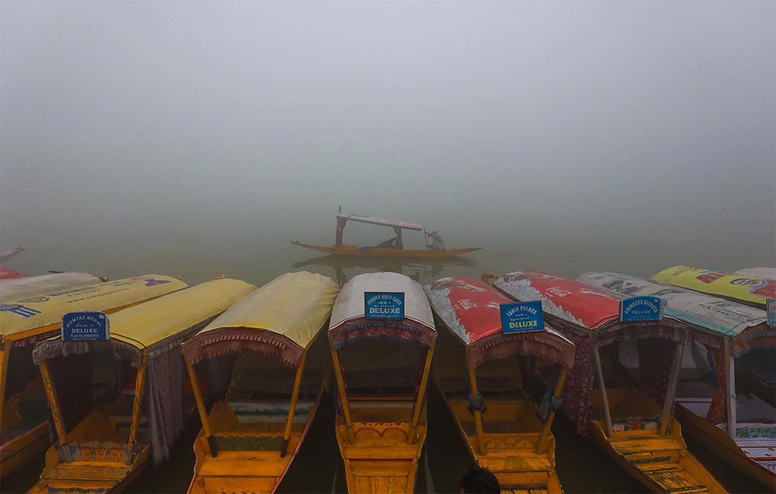 Похолодание принесло туман в Кашмир