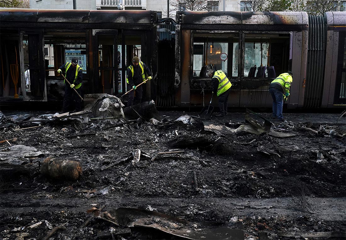 Дублин чистят после прошедших накануне беспорядков