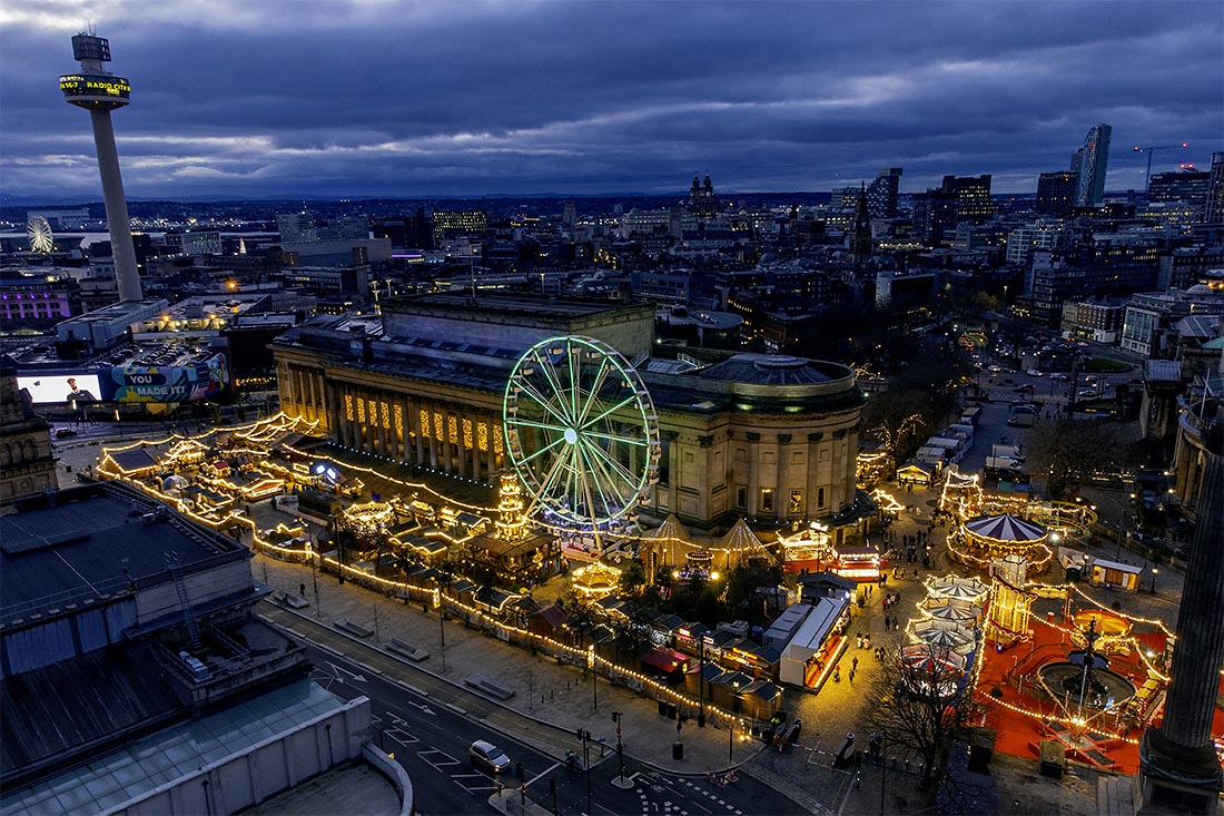Рождественская ярмарка открылась в Ливерпуле