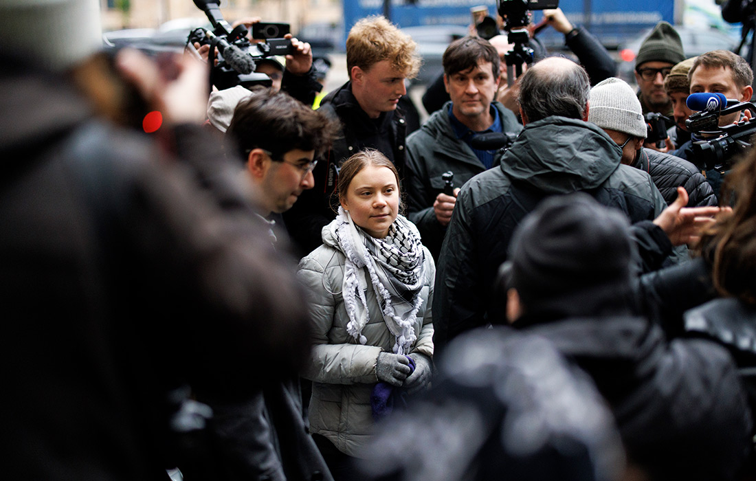 Суд по делу о нарушении общественного порядка в отношении экоактивистки Греты Тунберг продолжается в Лондоне
