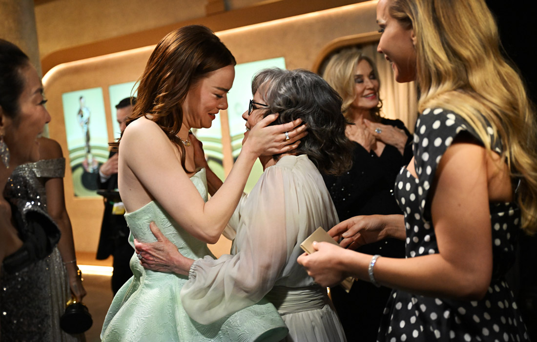 Лауреат премии "Оскар" за лучшую женскую роль актриса Эмма Стоун (фильм "Бедные-несчастные")