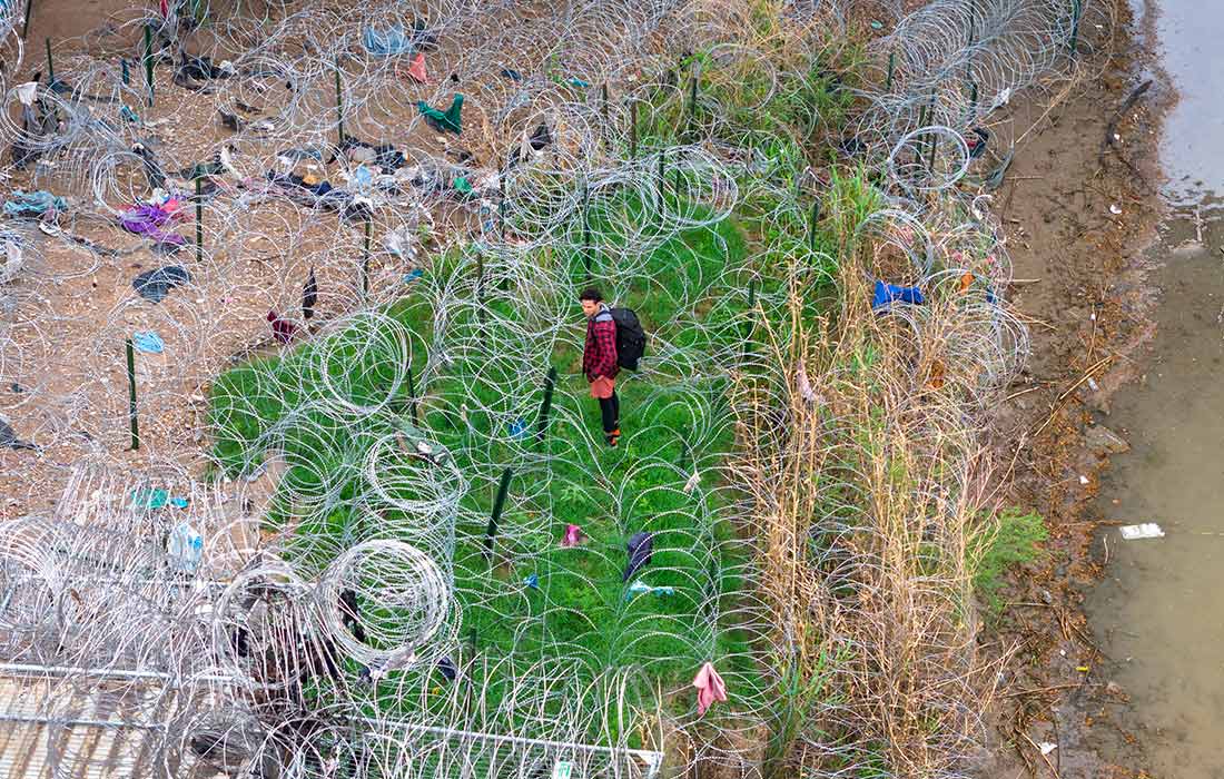 Панорамный вид на границу США и Мексики