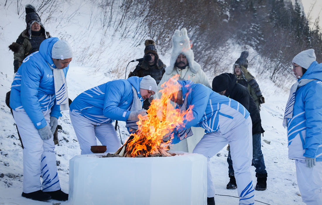 Зажжение огня VIII Международных спортивных игр "Дети Азии" в Якутии